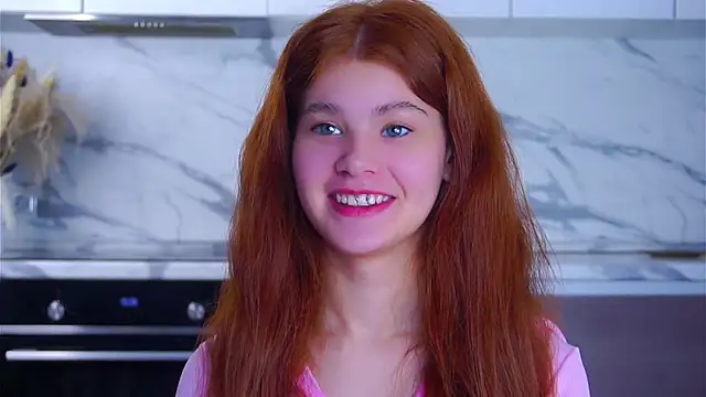 YettaCalabria online show from January 12, 11:15 am