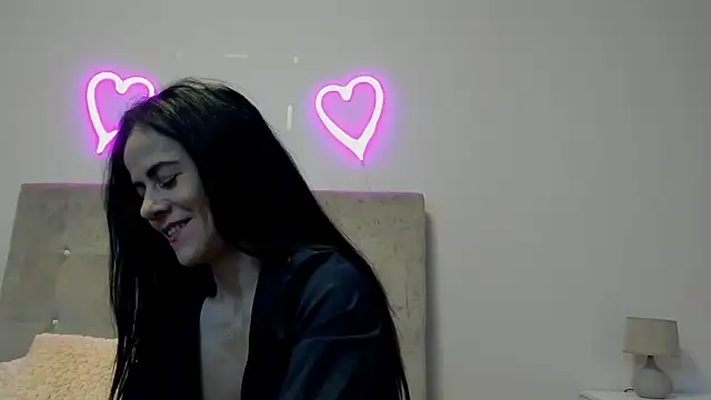 Snapshot of brianaflynt chatting on February 7, 7:28 pm brianaflynt online show from February 7, 7:28 pm