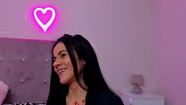 Snapshot of brianaflynt chatting on February 26, 8:30 pm brianaflynt online show from February 26, 8:30 pm