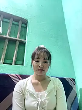 Snapshot of Night_owl111 chatting on November 16, 9:20 pm Night owl111 online show from November 16, 9:20 pm