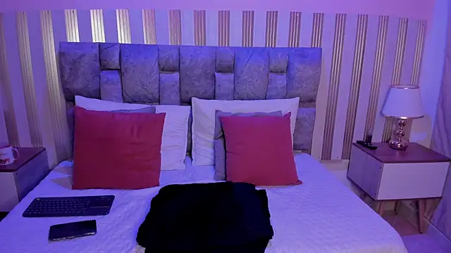 Snapshot of Scarlett__lace chatting on October 31, 11:33 am Scarlett  lace online show from October 31, 11:33 am