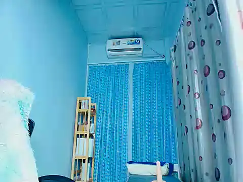 Fiona1010 online show from February 9, 11:20 pm