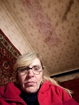 Snapshot of Georgette466 chatting on November 17, 8:14 pm Georgette466 online show from November 17, 8:14 pm