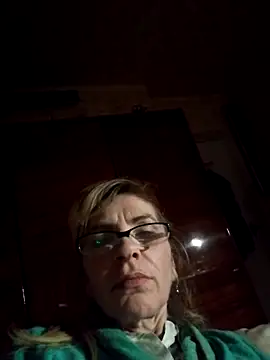 Snapshot of Georgette466 chatting on December 13, 8:58 pm Georgette466 online show from December 13, 8:58 pm