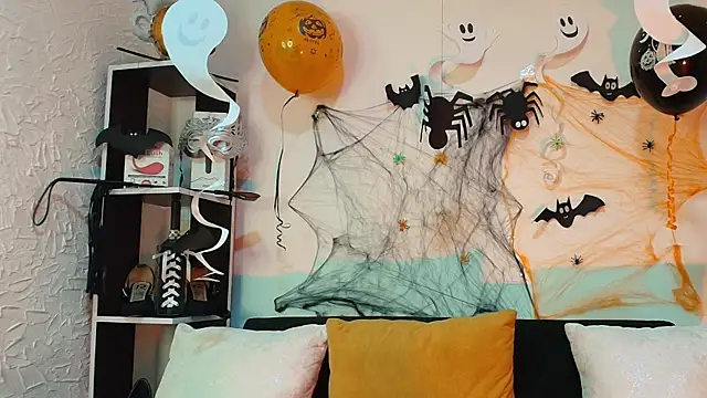 Snapshot of Natasha_Amber chatting on October 28, 4:31 pm Natasha Amber online show from October 28, 4:31 pm