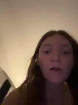 Snapshot of stonerbaby chatting on November 28, 5:43 am stonerbaby online show from November 28, 5:43 am