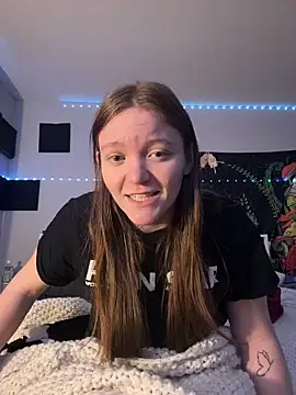 Snapshot of stonerbaby chatting on February 8, 2:15 am stonerbaby online show from February 8, 2:15 am