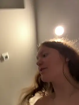 Snapshot of stonerbaby chatting on March 28, 1:16 am stonerbaby online show from March 28, 1:16 am