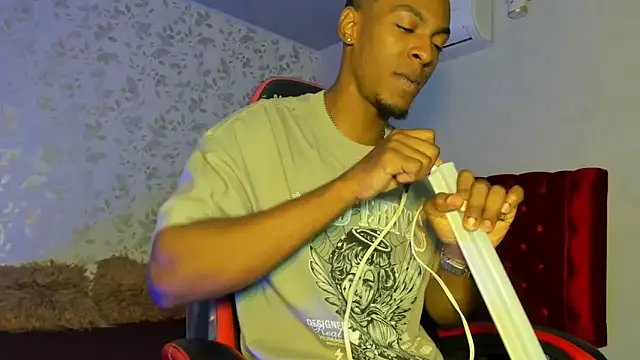 Snapshot of for_itan chatting on December 15, 12:31 pm for itan online show from December 15, 12:31 pm