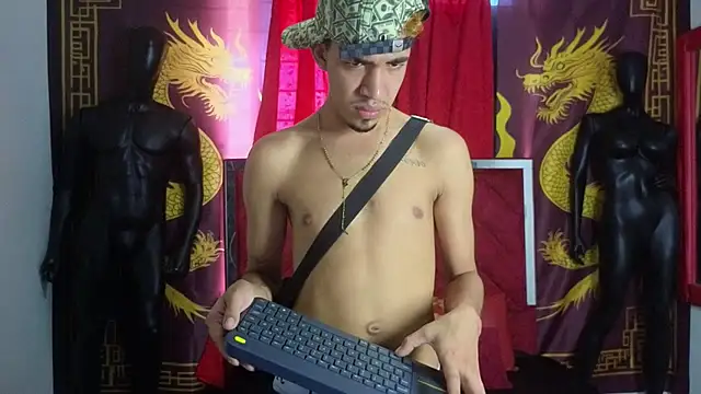 Latin Duo13 online show from November 22, 7:13 pm