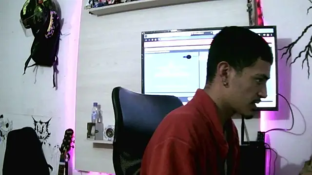 Snapshot of kai_storm420 chatting on November 17, 5:13 am kai storm420 online show from November 17, 5:13 am