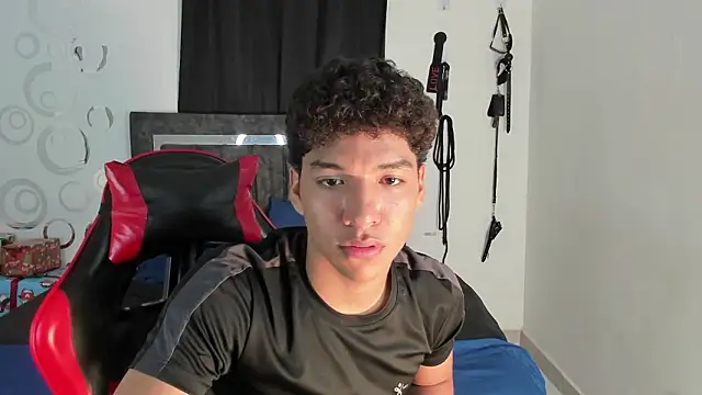 Maximiliano Khalil online show from January 16, 8:35 pm