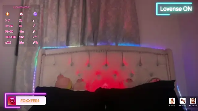 Snapshot of FernandaFox_ chatting on June 8, 4:13 am FernandaFox online show from June 8, 4:13 am
