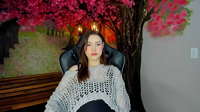 Snapshot of DakotaRussell_ chatting on November 29, 11:24 am DakotaRussell online show from November 29, 11:24 am