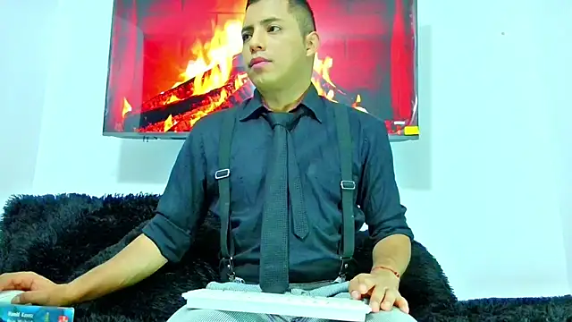 Mike Fetiche online show from November 15, 3:37 am