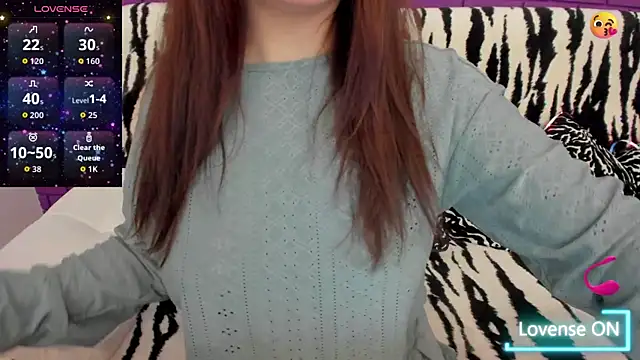 GlowMimi online show from November 11, 8:42 pm