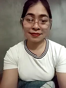 Bamboo-niee123 online show from March 1, 3:03 pm