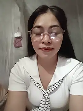 Bamboo-niee123 online show from May 30, 4:04 pm