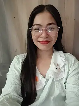 Bamboo-niee123 online show from June 11, 2:33 am