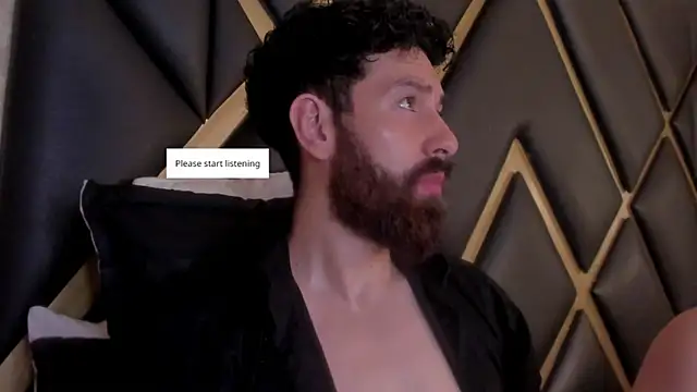 Snapshot of jackfoden01 chatting on November 1, 4:03 am jackfoden01 online show from November 1, 4:03 am