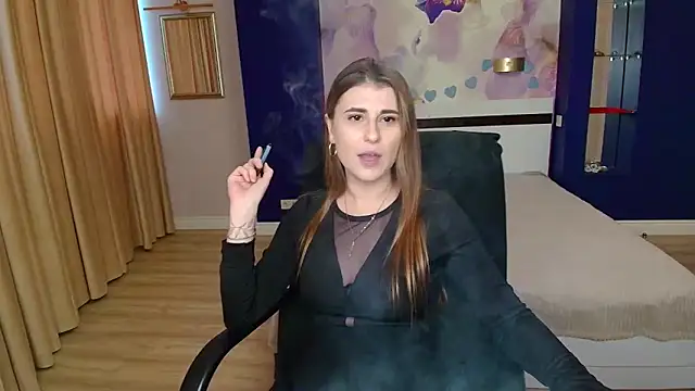 Snapshot of DemmyRose chatting on November 10, 1:21 pm DemmyRose online show from November 10, 1:21 pm