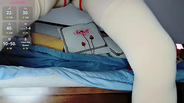 Snapshot of Yan61 chatting on November 2, 11:51 pm Yan61 online show from November 2, 11:51 pm