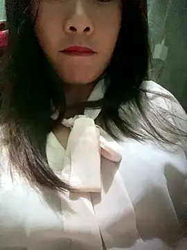 Snapshot of Elysia-007 chatting on January 17, 12:32 pm Elysia-007 online show from January 17, 12:32 pm