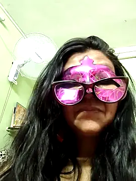 LOVE  RANI online show from July 13, 7:44 am