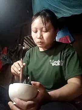 yoyo-mi online show from November 9, 2:21 am