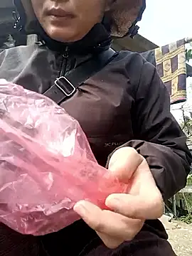 yoyo-mi online show from December 22, 4:09 am