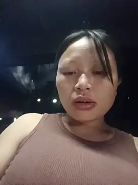 yoyo-mi online show from July 27, 10:00 am