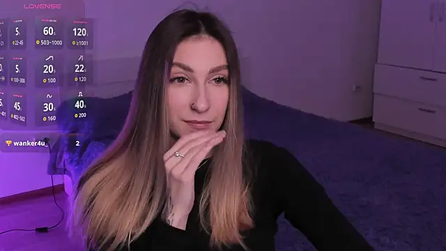 Alexis Winx online show from December 3, 6:39 pm