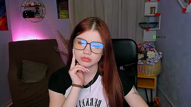 Snapshot of isabel_wave chatting on June 28, 7:20 pm isabel wave online show from June 28, 7:20 pm