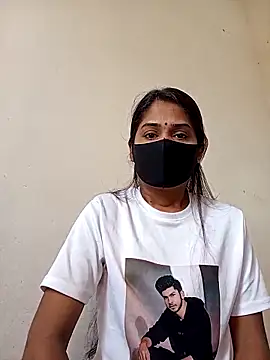 Green LaDY66 online show from November 3, 3:41 am