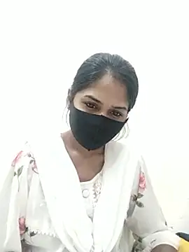 Green LaDY66 online show from November 13, 3:55 pm