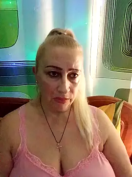 Esenia505 online show from December 22, 6:05 pm