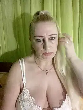 Esenia505 online show from April 28, 2:27 am