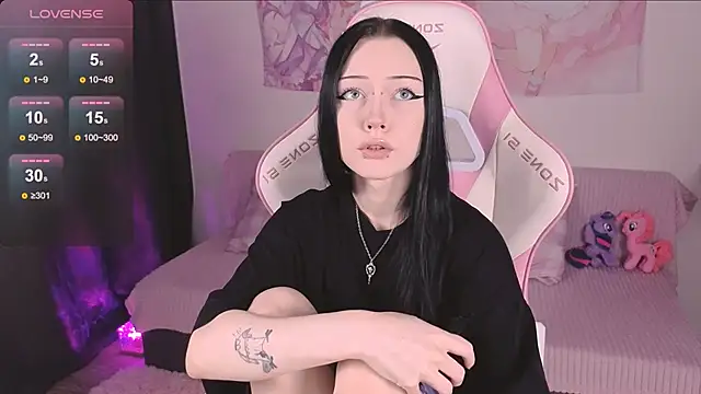 ophelia amber online show from July 1, 7:32 am