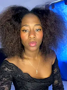 Snapshot of milarain chatting on November 12, 8:52 pm milarain online show from November 12, 8:52 pm