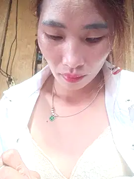 Snapshot of HGiasexy69 chatting on November 2, 6:27 am HGiasexy69 online show from November 2, 6:27 am