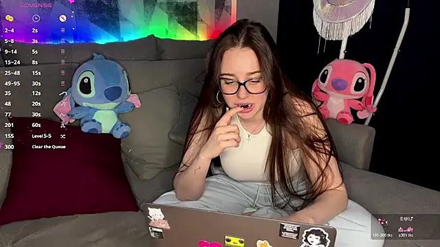 OhNicolle online show from November 23, 9:47 pm