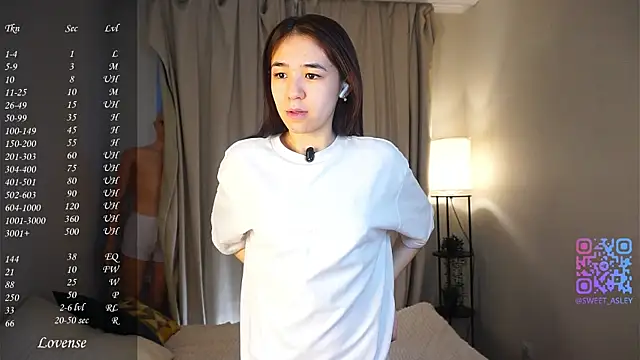 Snapshot of KiraAbling chatting on November 16, 6:30 am KiraAbling online show from November 16, 6:30 am