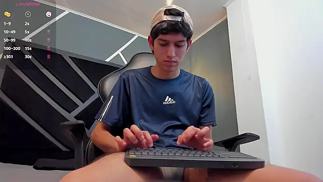 Snapshot of Niick_Carter chatting on November 26, 11:28 pm Niick Carter online show from November 26, 11:28 pm