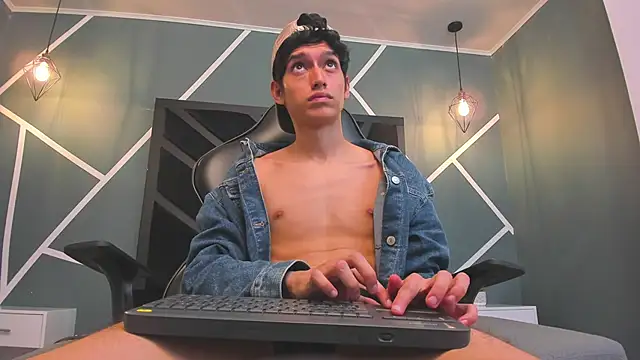 Snapshot of Niick_Carter chatting on December 2, 11:11 pm Niick Carter online show from December 2, 11:11 pm