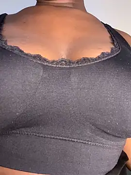 RozaDenise online show from November 26, 4:46 am