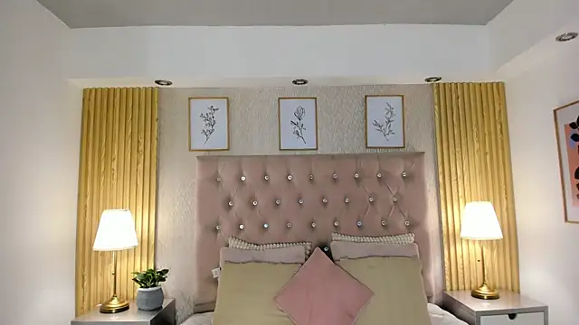 KamyGlam online show from July 22, 8:22 pm