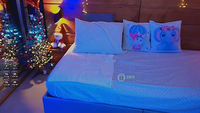 Snapshot of milena_kiitty chatting on November 24, 11:43 am milena kiitty online show from November 24, 11:43 am