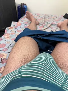 Snapshot of SentScruples chatting on November 3, 6:31 pm SentScruples online show from November 3, 6:31 pm