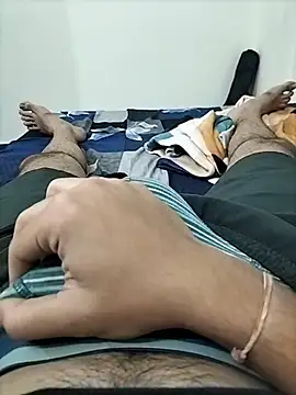 Snapshot of SentScruples chatting on December 2, 8:26 pm SentScruples online show from December 2, 8:26 pm