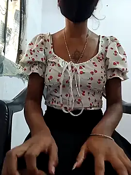 Snapshot of chocolate_girl_01 chatting on October 29, 8:49 am chocolate girl 01 online show from October 29, 8:49 am